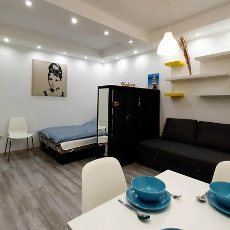 Unique Offer, Two In One! 2 Studio Egyuett * Budapeszt